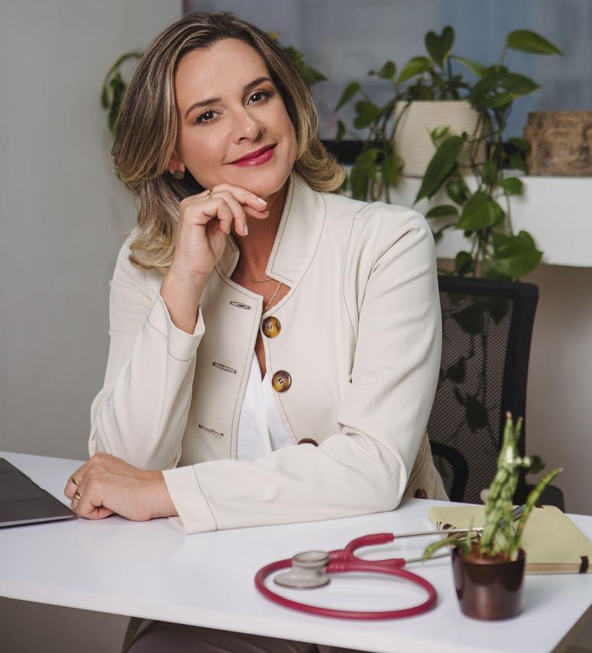 Dra. Mara Rodrigues Alves